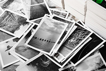 遺品をひとつひとつ丁寧に確認、整理